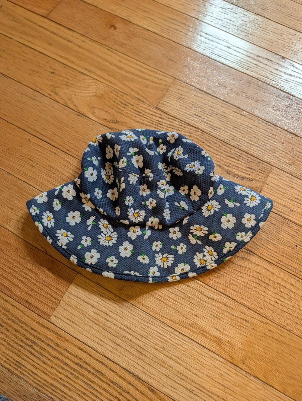 Vintage Y2K 2000s 90s Daisy Flower Bucket Hat Liz Claiborne Textured Cotton Vtg